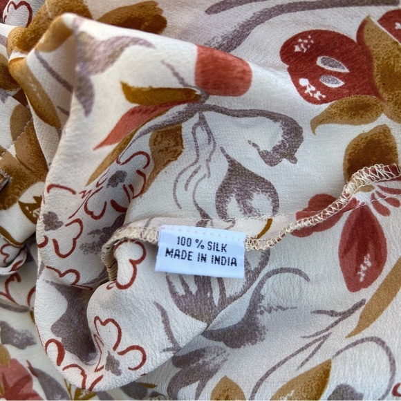 Annahmol Floral Blouse 100% Silk Hand Crafted - Picture 6 of 6